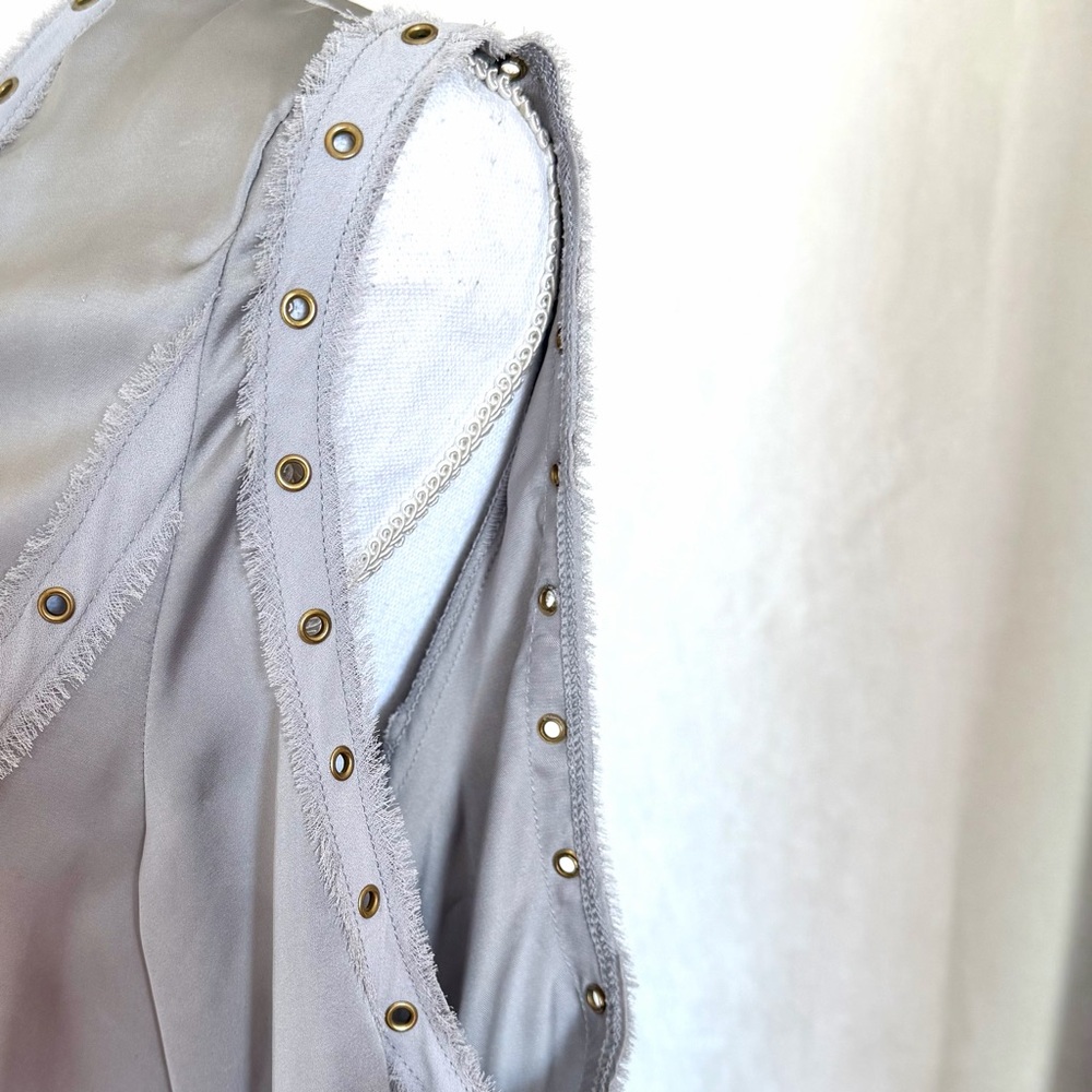 Boston Proper Satin Mini Dress Rivets Gray Silver V-Neck Cut Out Sleeves Sz XS - Picture 4 of 13